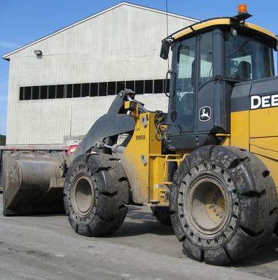 工程机械实心轮胎